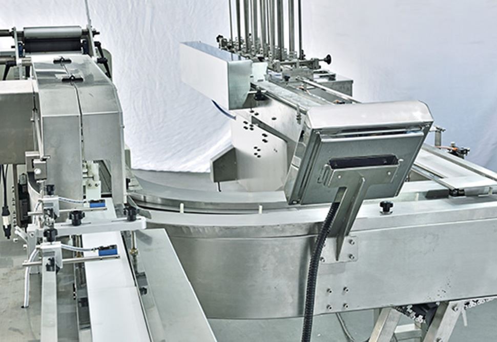 moon cake automatic feeding and packaging line tray loading packing line machines automatic packaging machine for bread China Manufacturing wholesale price